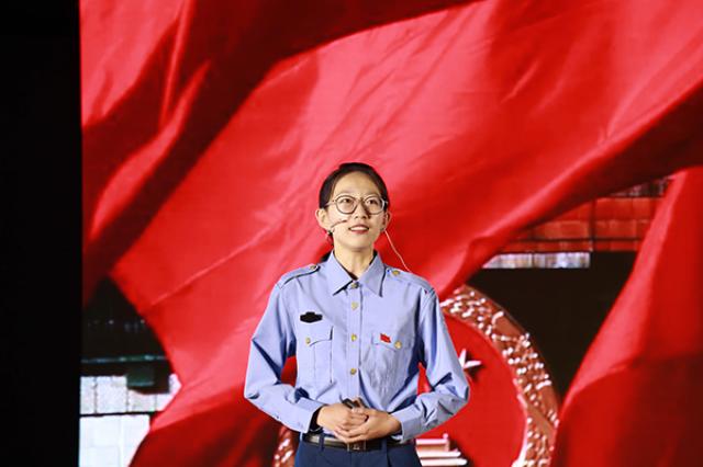 20180629153024055667701925.jpg 新闻-郑伊楠微党课2.jpg